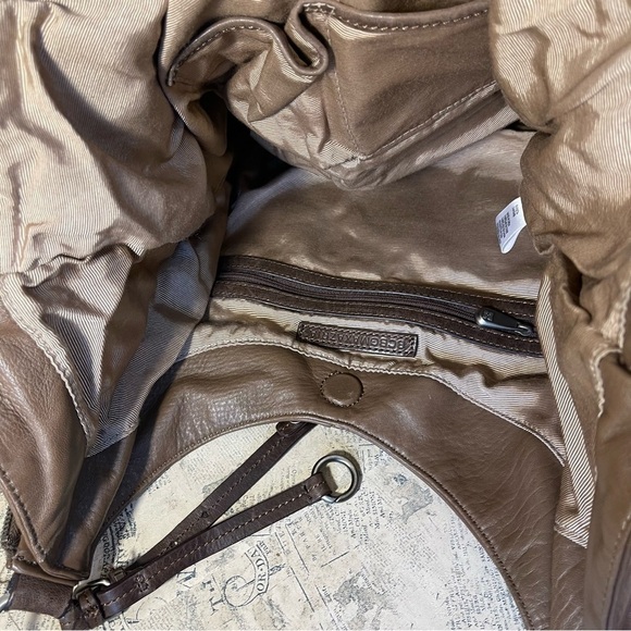 BCBGMAXAZRIA Large buttery Leather Hobo Bag - Picture 10 of 16